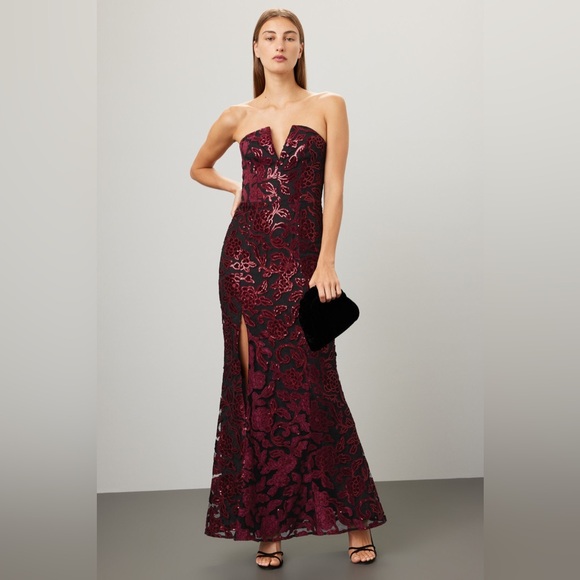 Dress the Population Dresses & Skirts - Dress the Population Black Floral Corset Gown Formal Sequin mermaid burgundy L